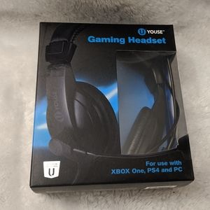 2 Gaming headsets